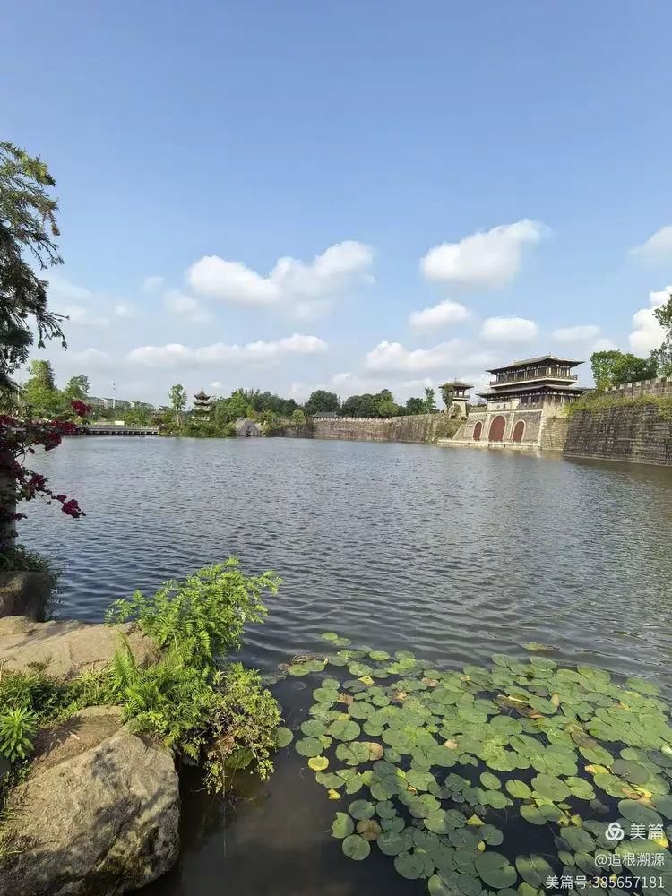 美丽的玉带河公园